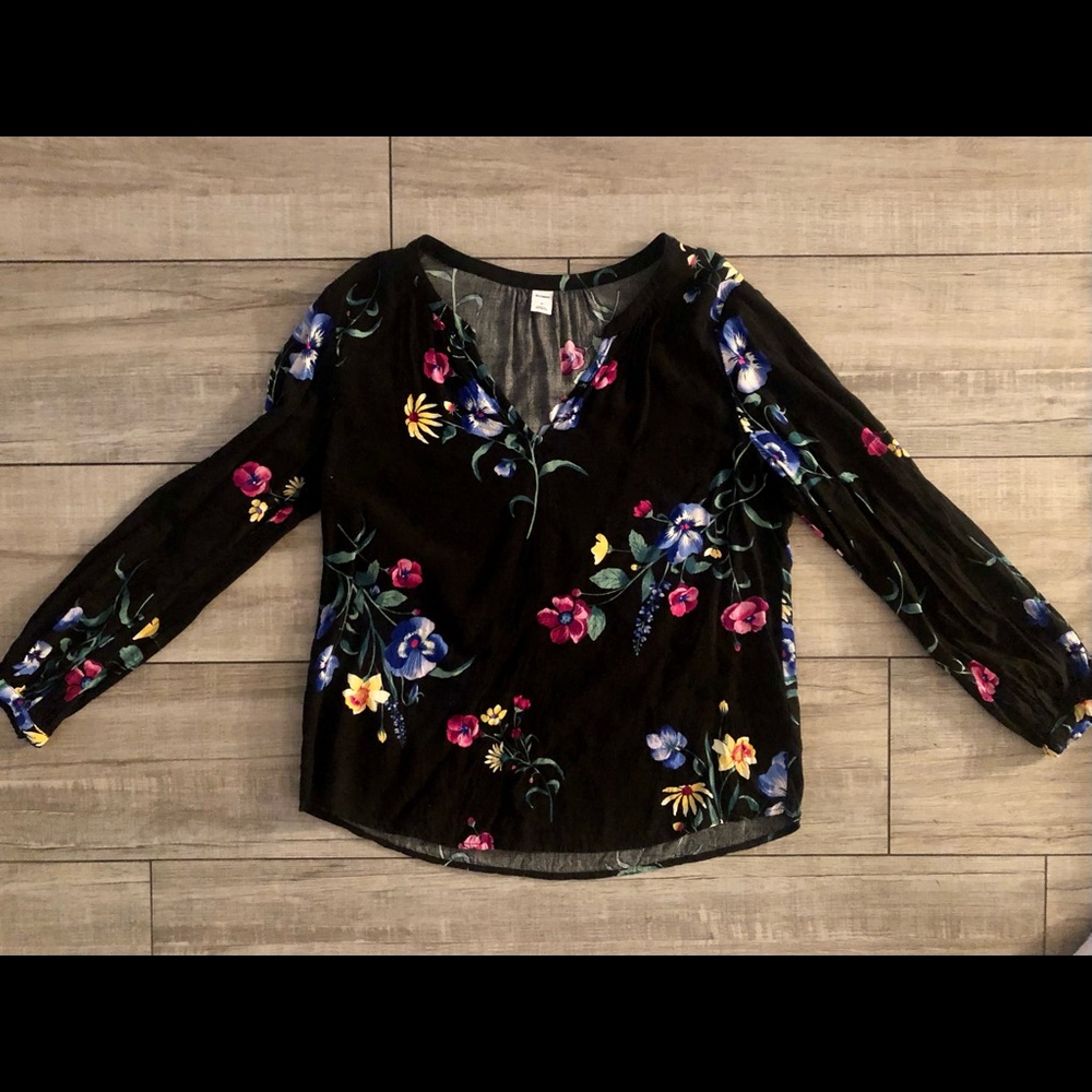 Women’s Floral Blouse